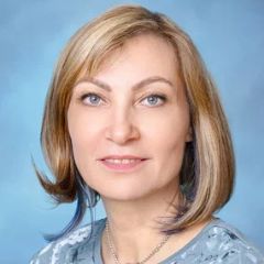 Снегова Елена